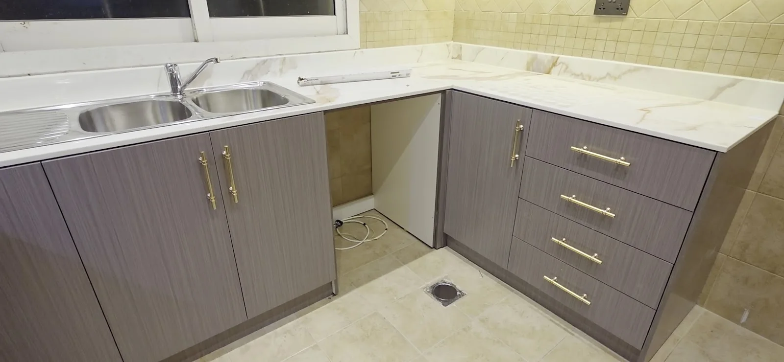 Civil works & finishes image