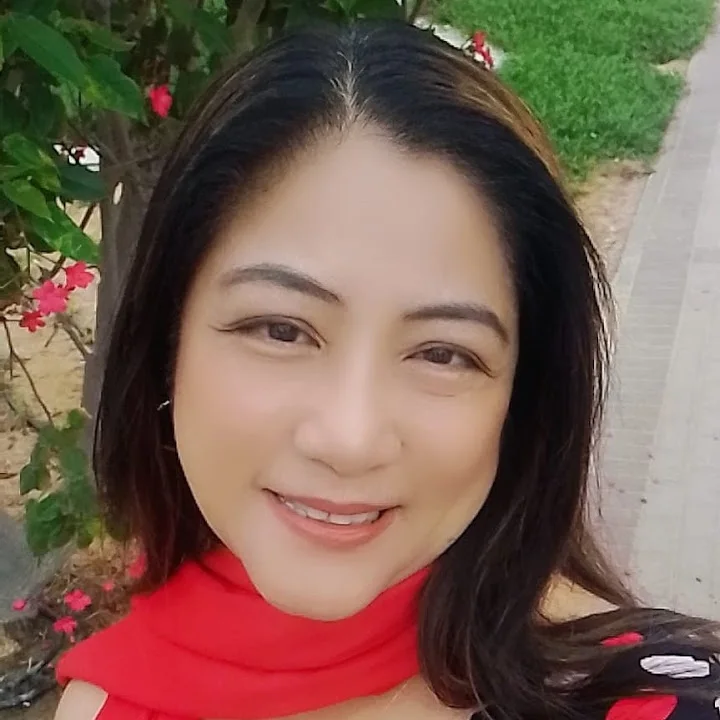 Amy Naparate image