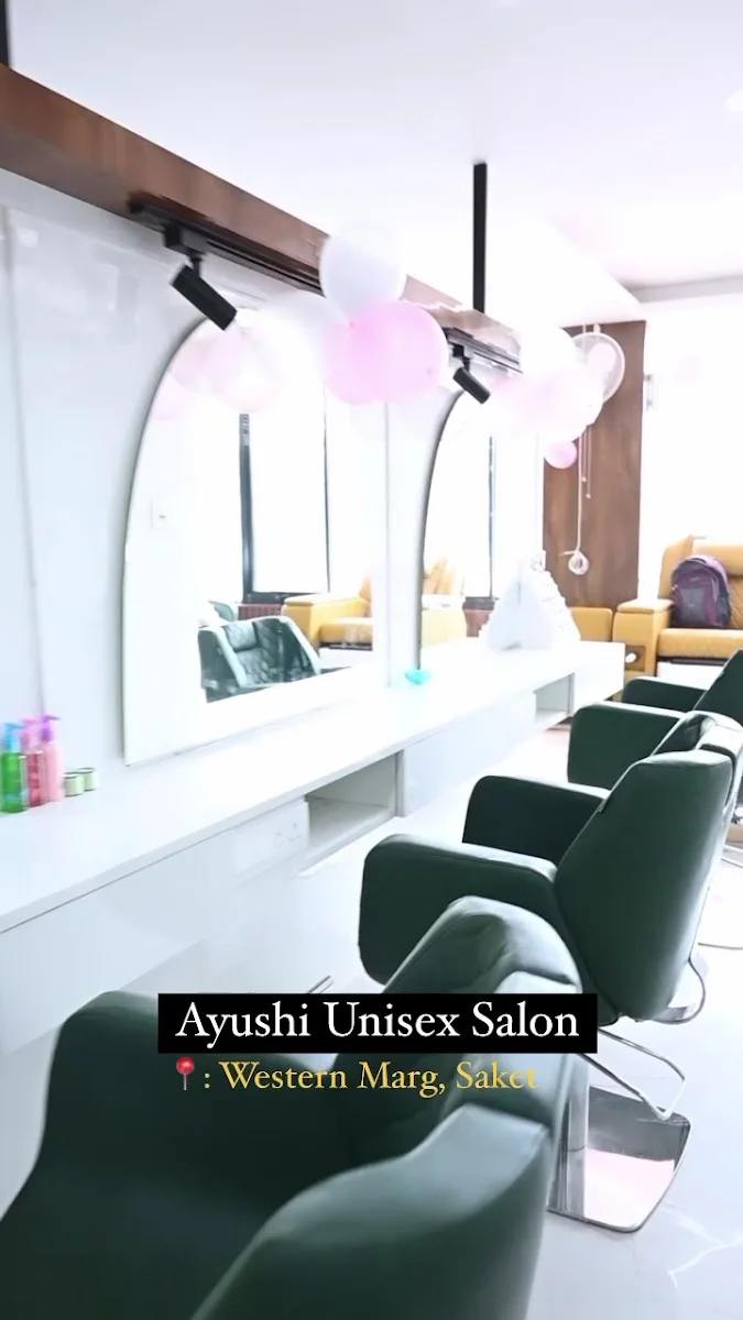 Hair Wash and Conditioning image