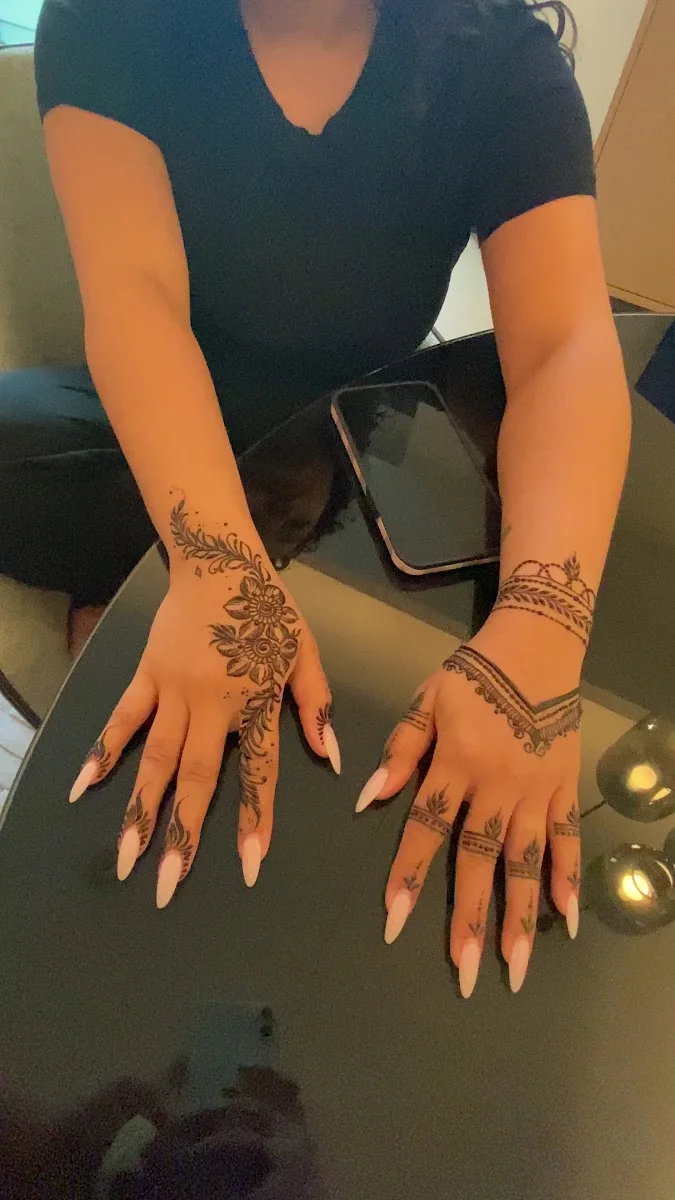 Henna Tattoos & Minimal Designs image