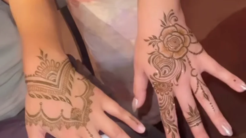 Bridal Mehndi - Full Hands & Feet image