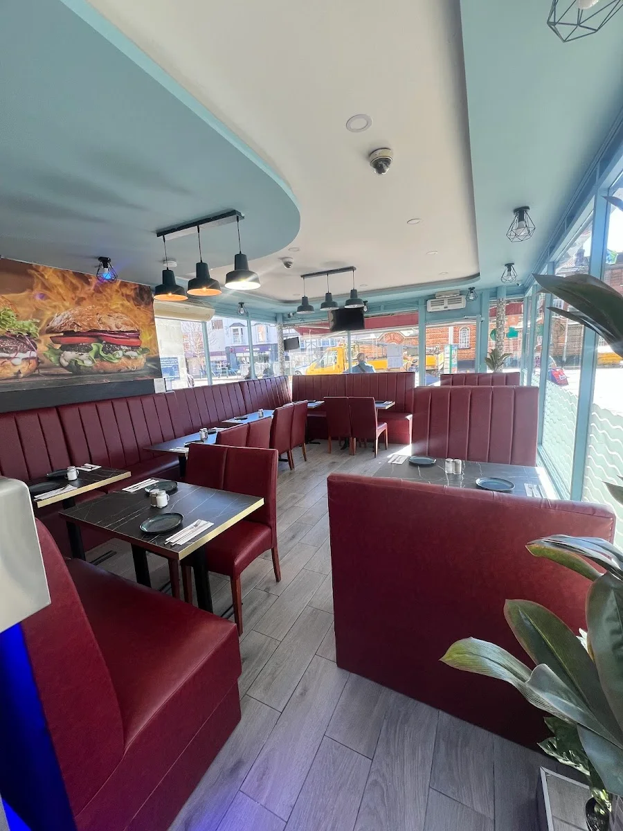 Dine-in Service image