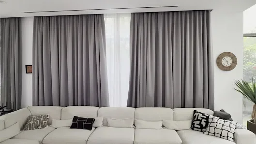 Motorised roller blinds — Apartment image