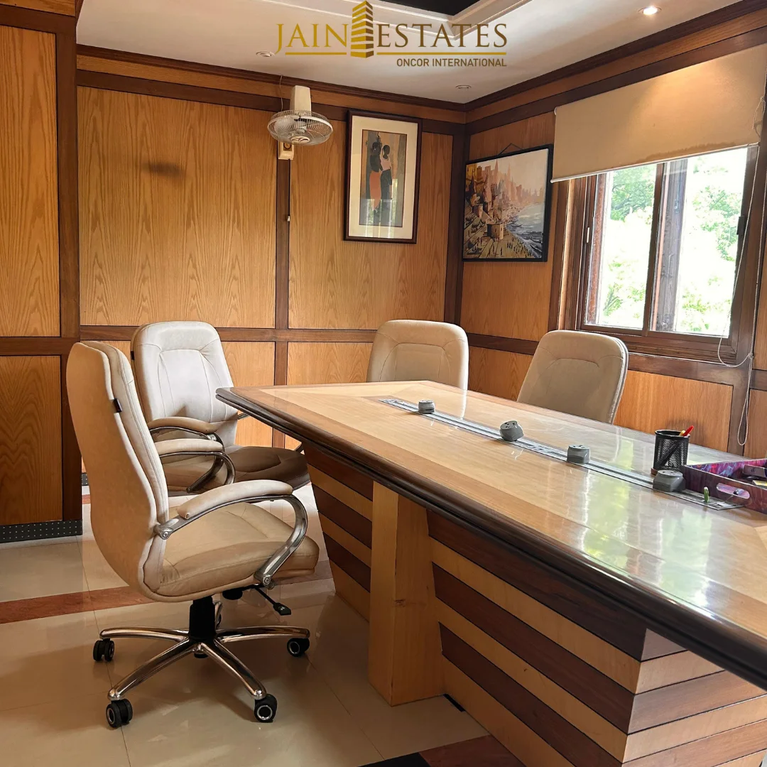 Commercial leasing image
