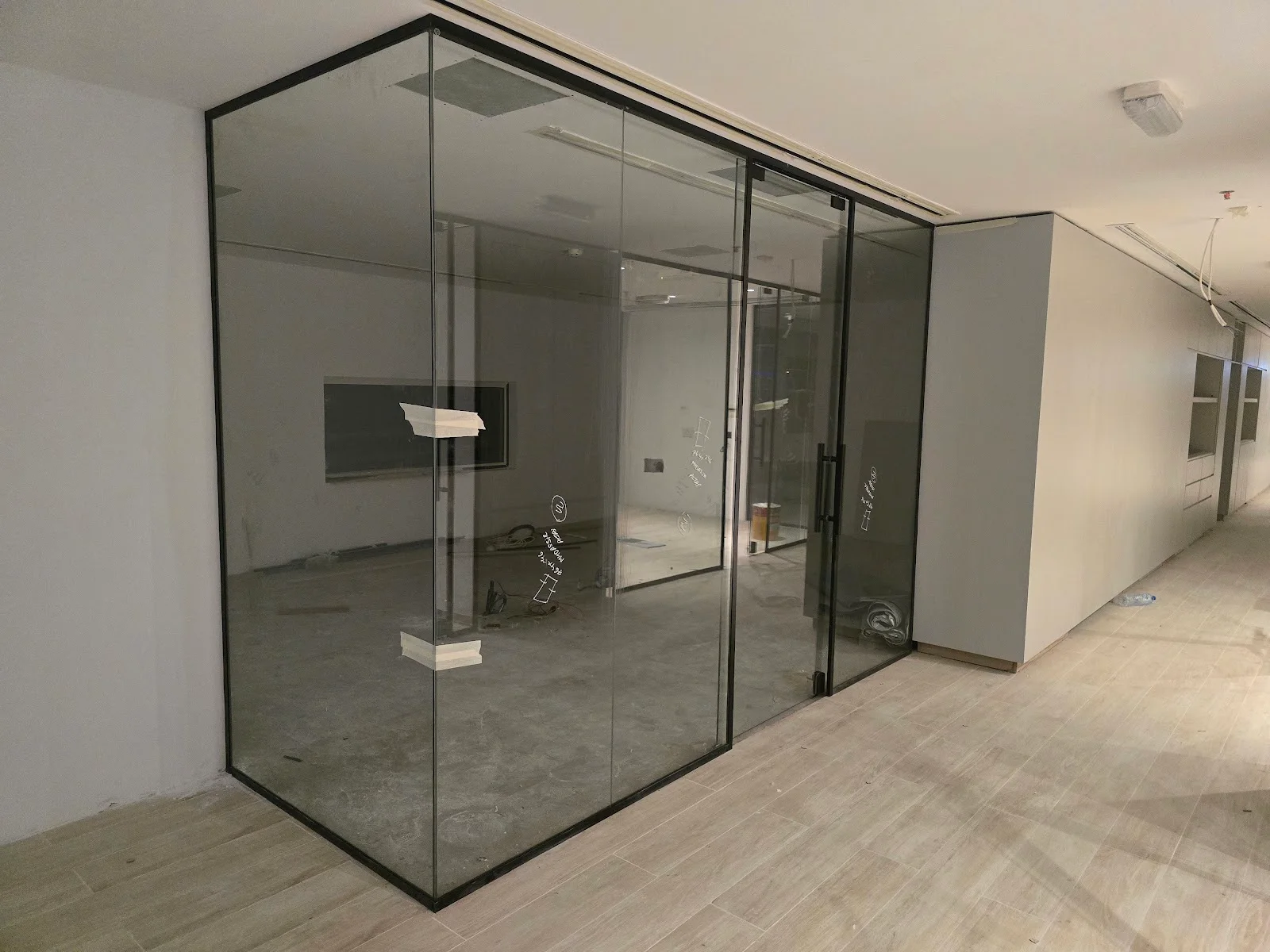 Folding / Accordion Glass Door image