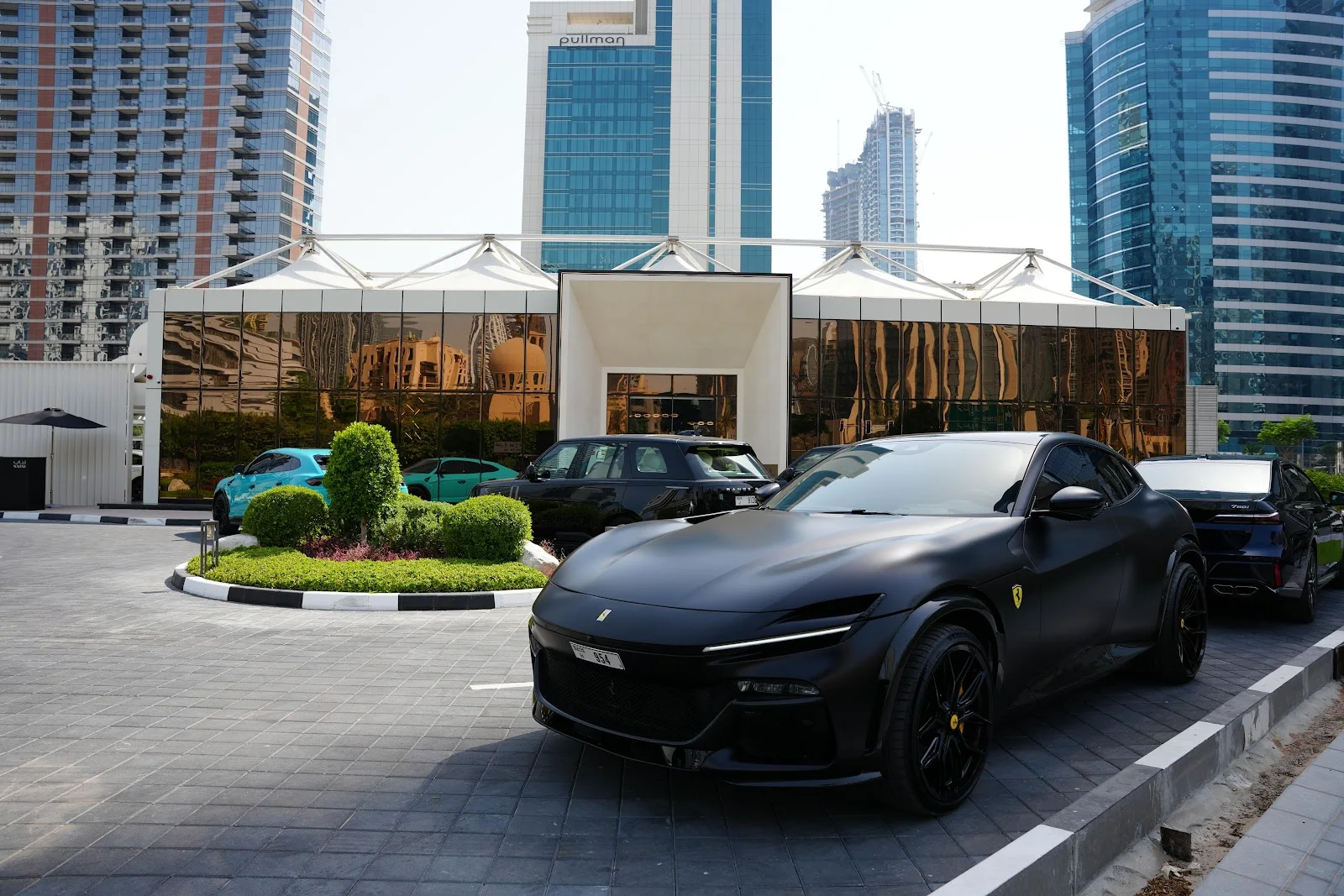 Sales Center Services image