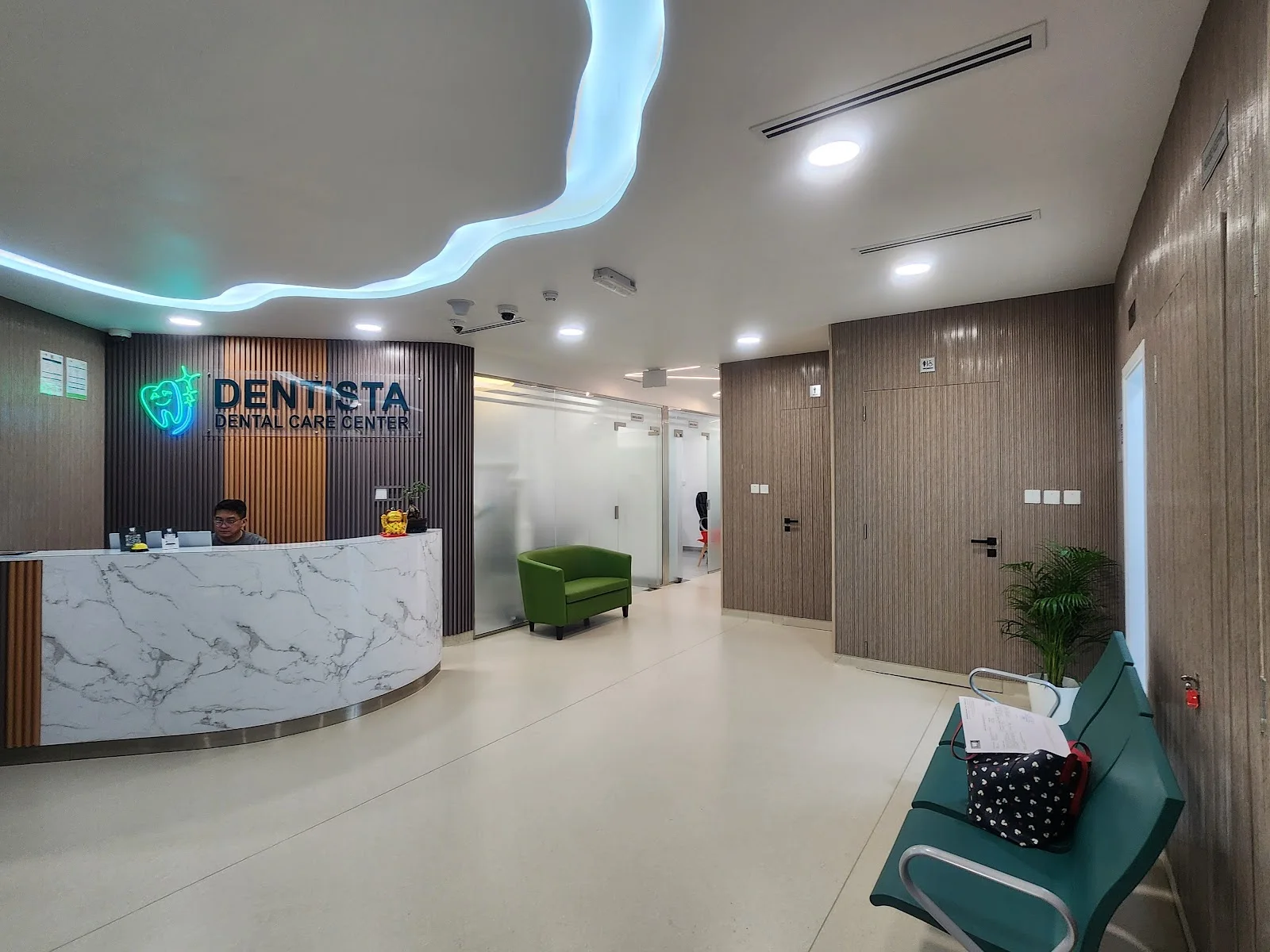 General Dentistry (Examination & Consult) image