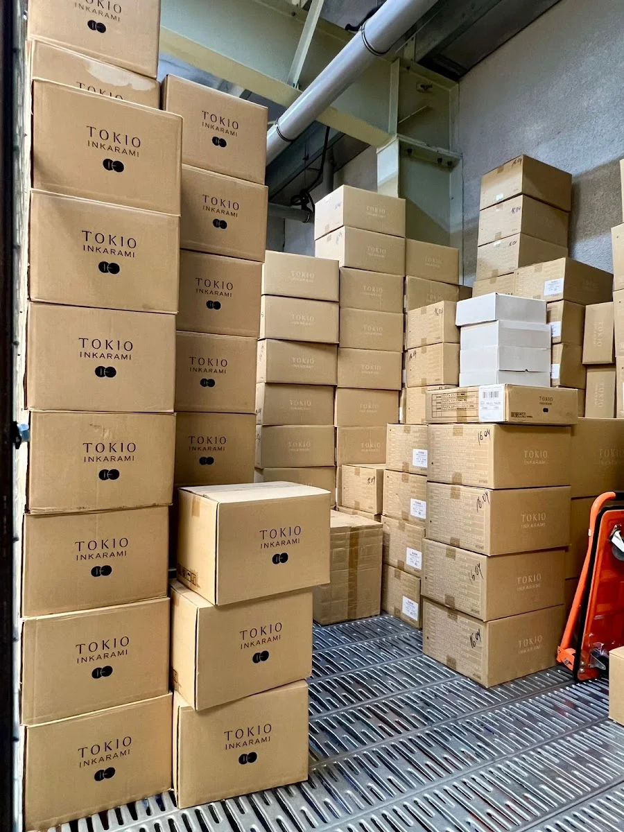 Short-term transit storage image