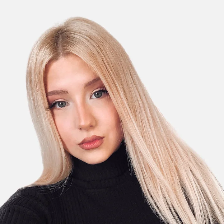 Nadia Batezat image