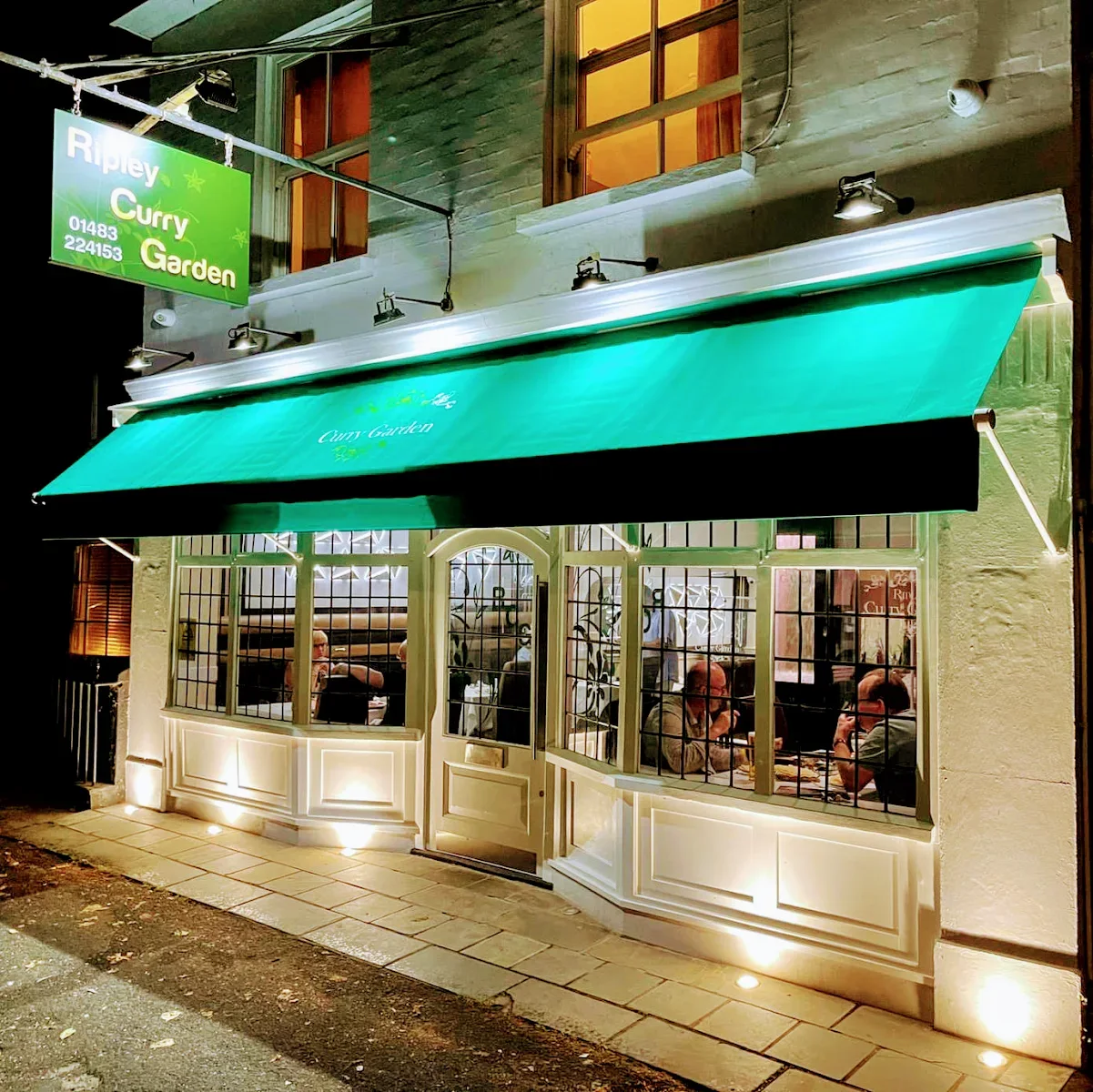 Dine-in image