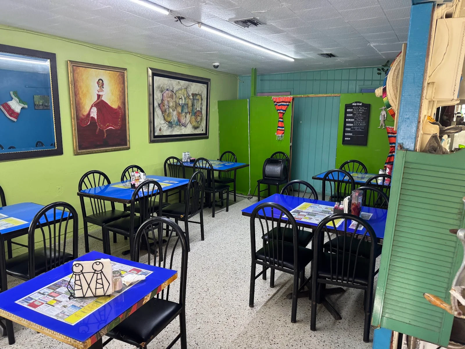 Dine-in Service image
