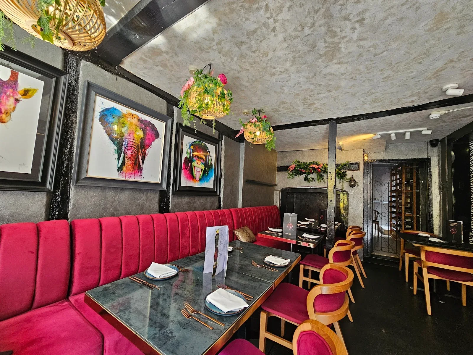 Dine-in image